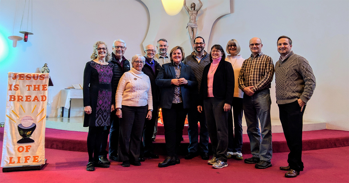 Members of the Anglican Church of Canada-United Church of Canada Dialogue gather in the chapel of the Queen of Apostles Renewal Centre in Mississauga during their November 2017 meeting