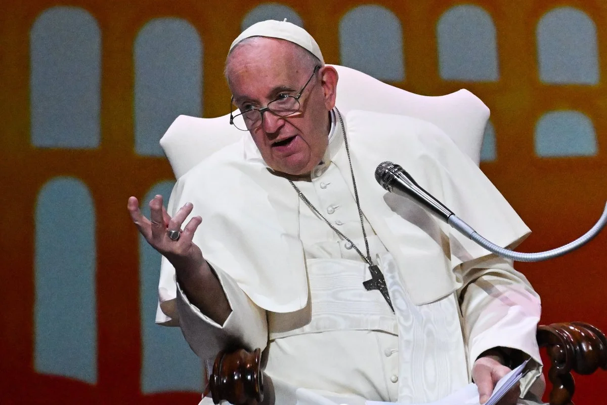 Pope Francis speaks to young people in Assisi