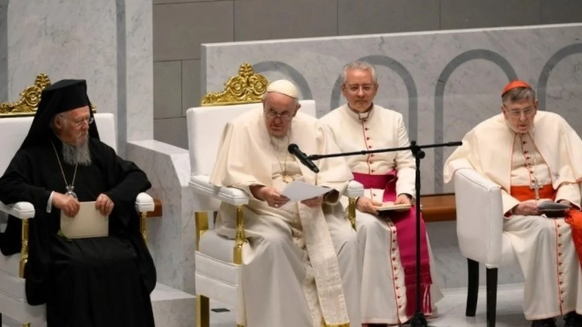 Pope Francis led an ecumenical prayer meeting with the participation of the Ecumenical Patriarch Bartholomew and Christian leaders from Bahrain
