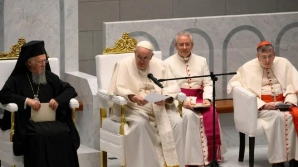 Pope Francis led an ecumenical prayer meeting with the participation of the Ecumenical Patriarch Bartholomew and Christian leaders from Bahrain