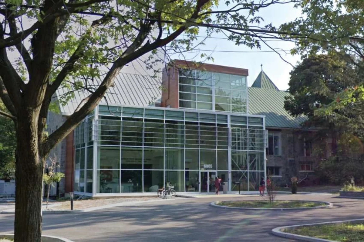 St. Raphael Palliative Care Home and Day Centre in Montreal