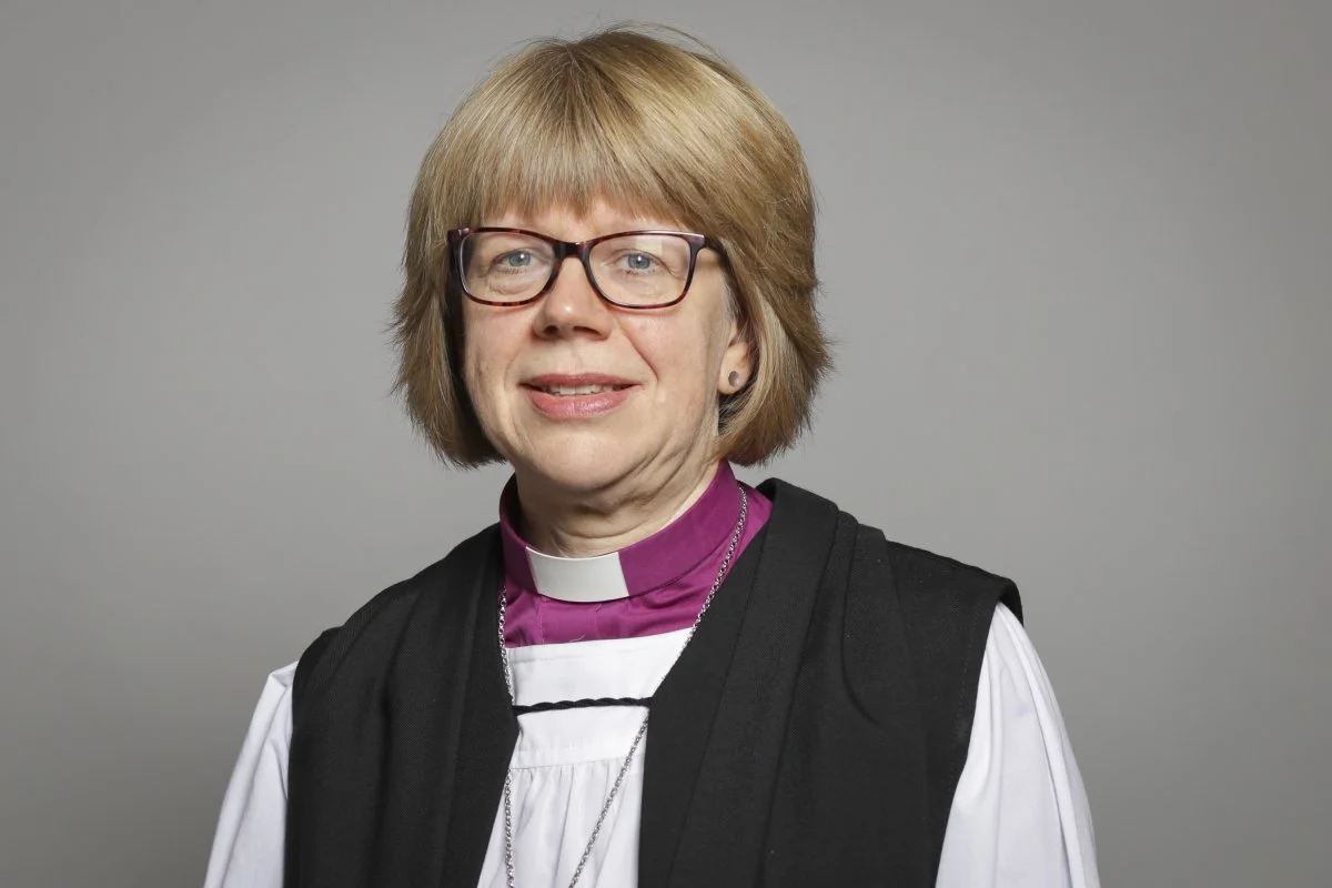The official UK Parliamentary portrait of the Rt. Rev. Dame Sarah Mullally when she became the Bishop of London and member of the House of Lords