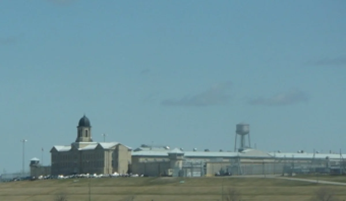 Prisoners of minority faiths in federal penitentiaries will have to turn to Christian ministers in 2013