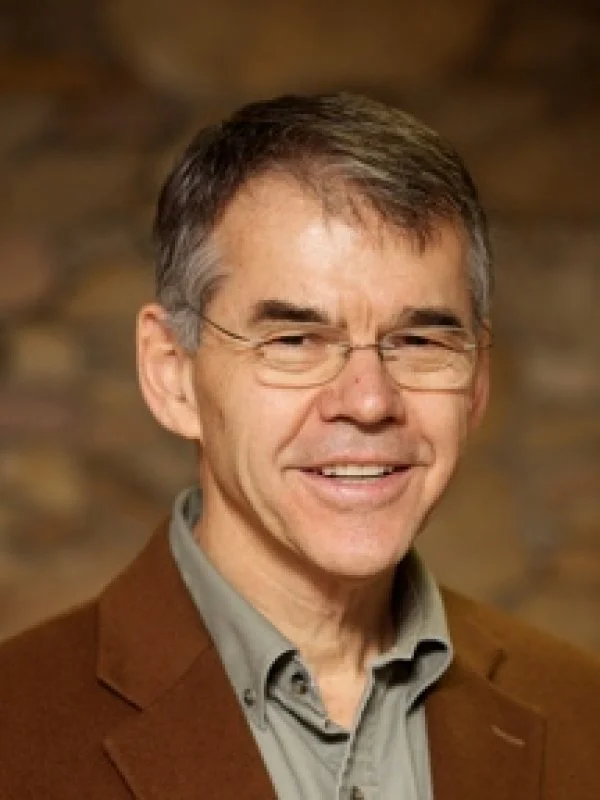Pastor Harry Strauss