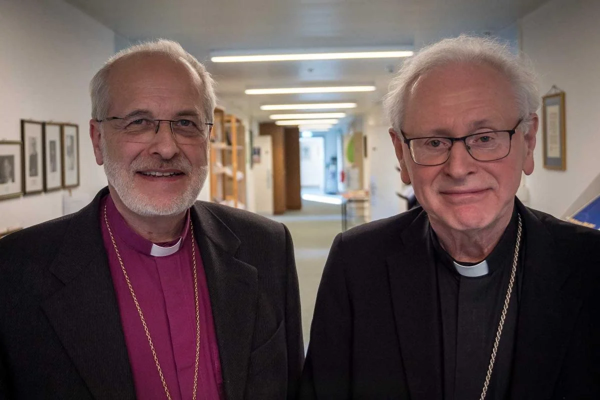 Simo Peura, Lutheran bishop, of Lapua, and Teemu Sippo, Catholic bishop of Helsinki (from left). Photo: LWF/S. Gallay
