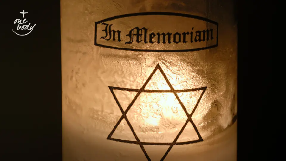 Jewish Yahrzeit Candle to Remember the Dead