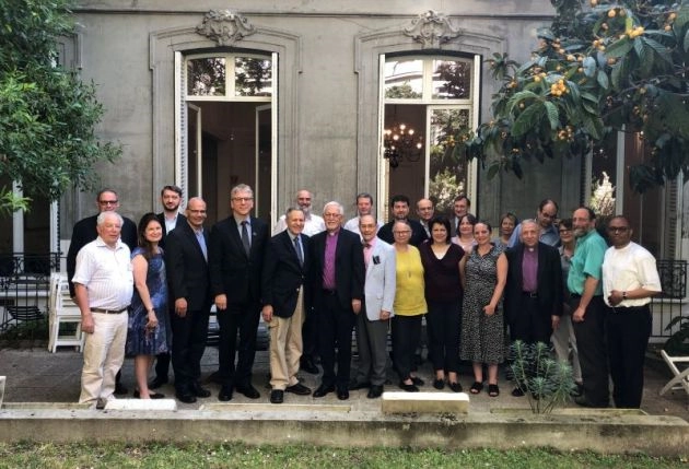 Participants in a meeting in Paris of the World Council of Churches and the International Jewish Committee for Interreligious Consultations