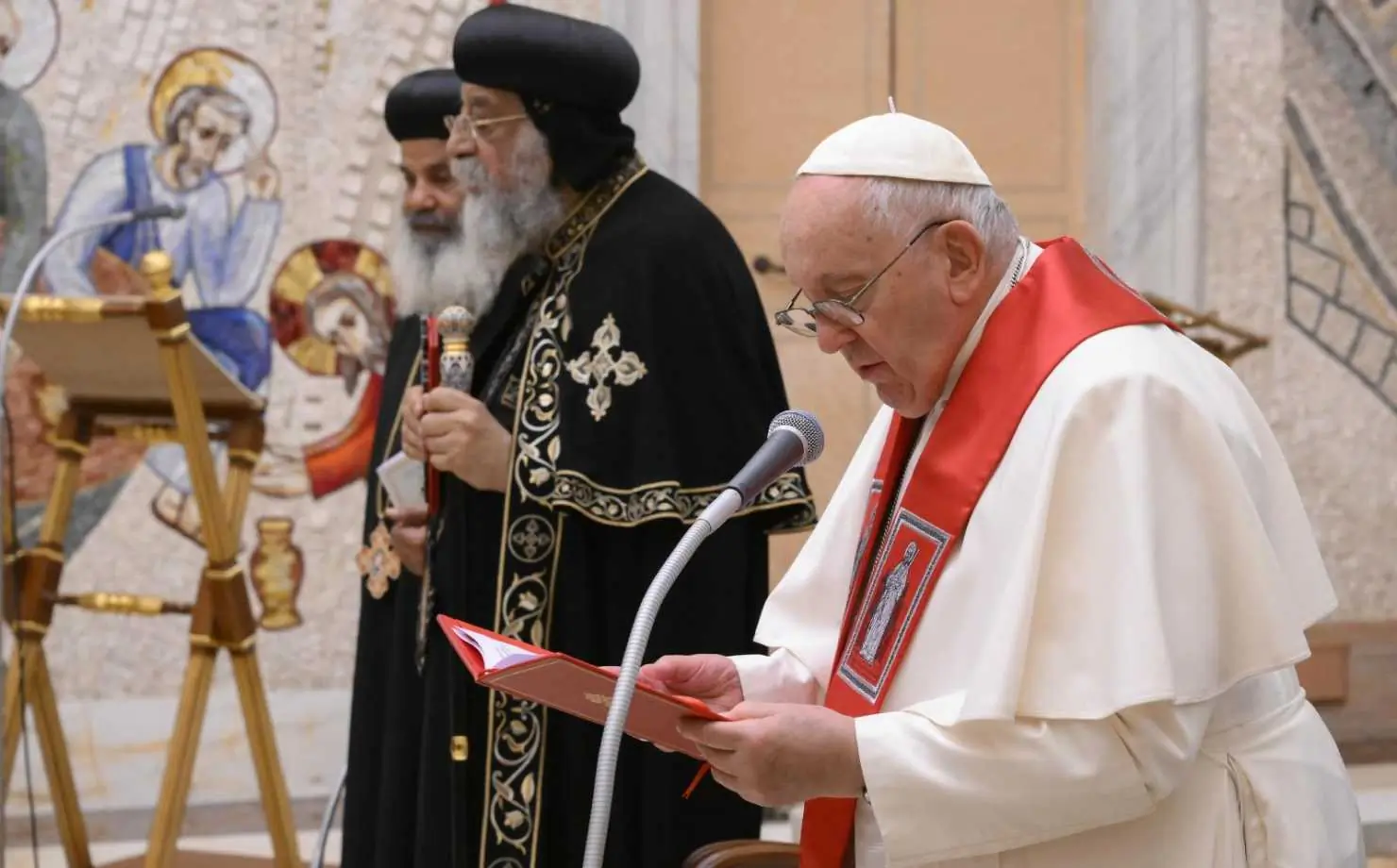Pope Francis and Coptic Orthodox Pope Tawadros II of Alexandria, Egypt, lead prayers in the Redemptoris Mater Chapel of the Apostolic Palace at the Vatican