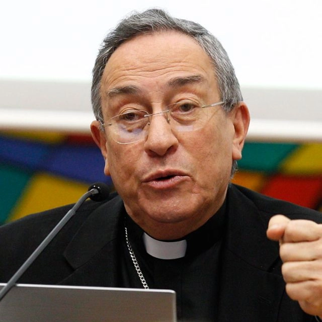 Honduran Cardinal Oscar Rodriguez Maradiaga of Tegucigalpa speaks during the presentation of a book about Pope Francis at the Vatican Dec. 4. The book, titled 