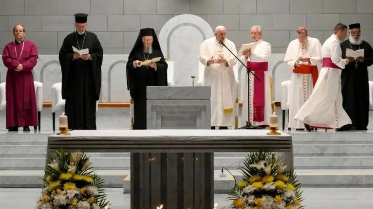 Pope Francis led an ecumenical prayer meeting with the participation of the Ecumenical Patriarch Bartholomew and Christian leaders from Bahrain